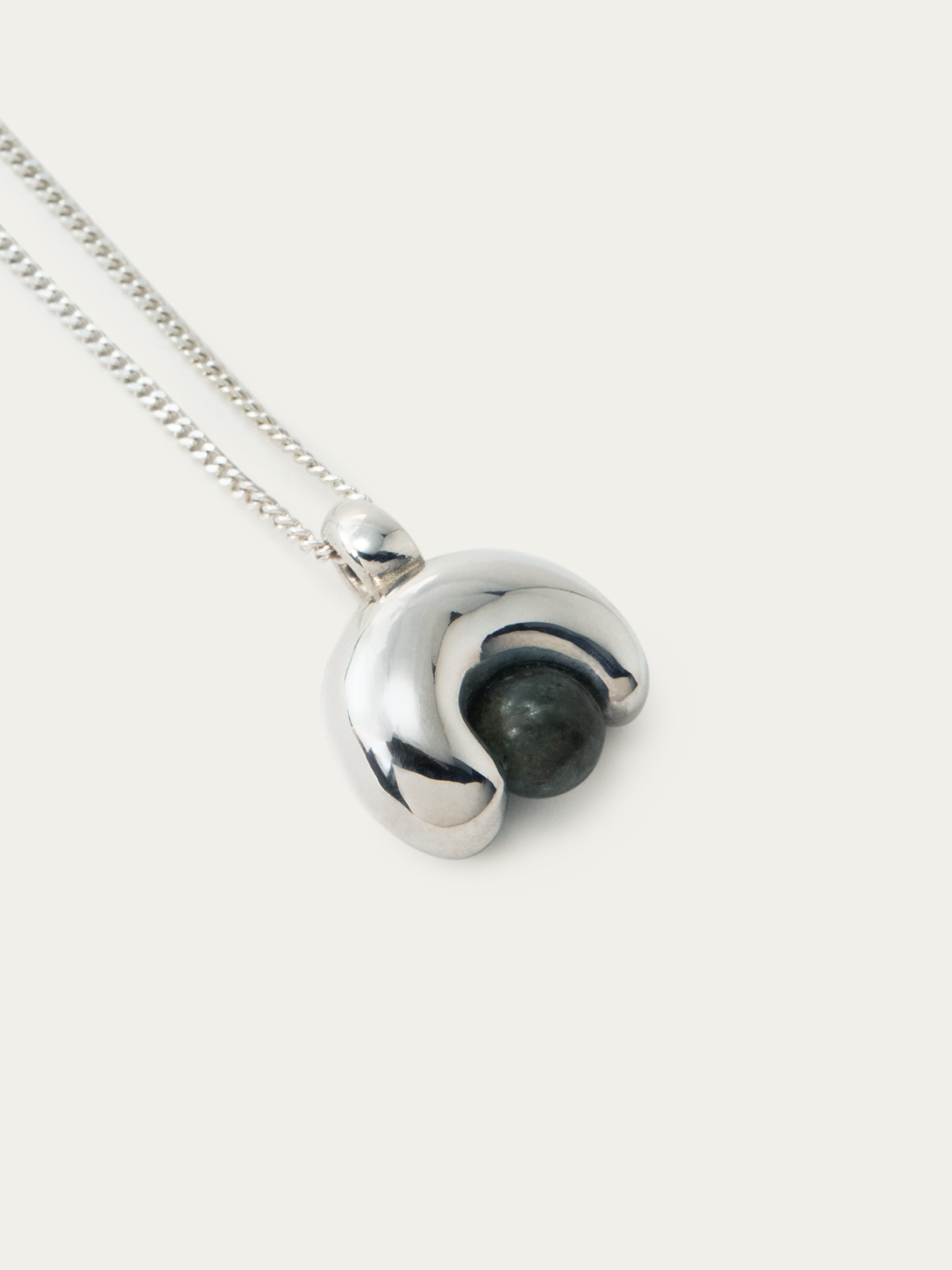 TROPE NECKLACE