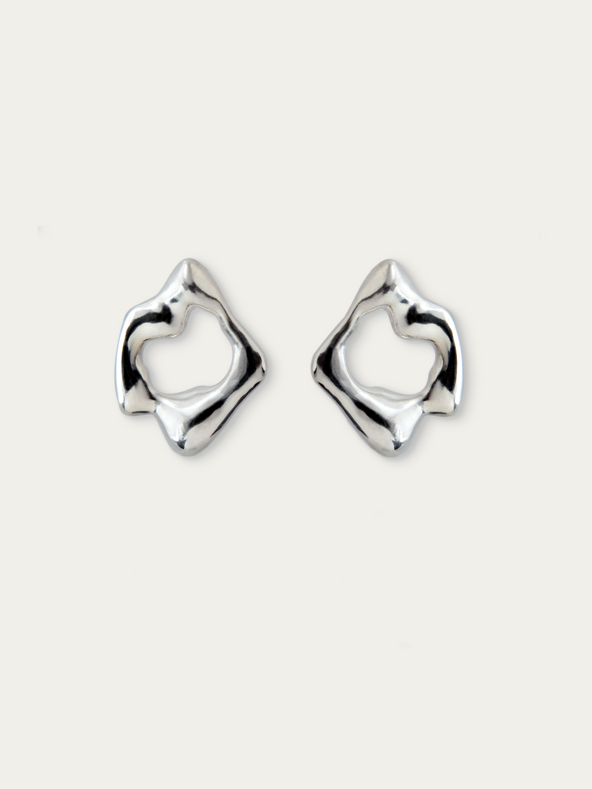 VATION STUDS