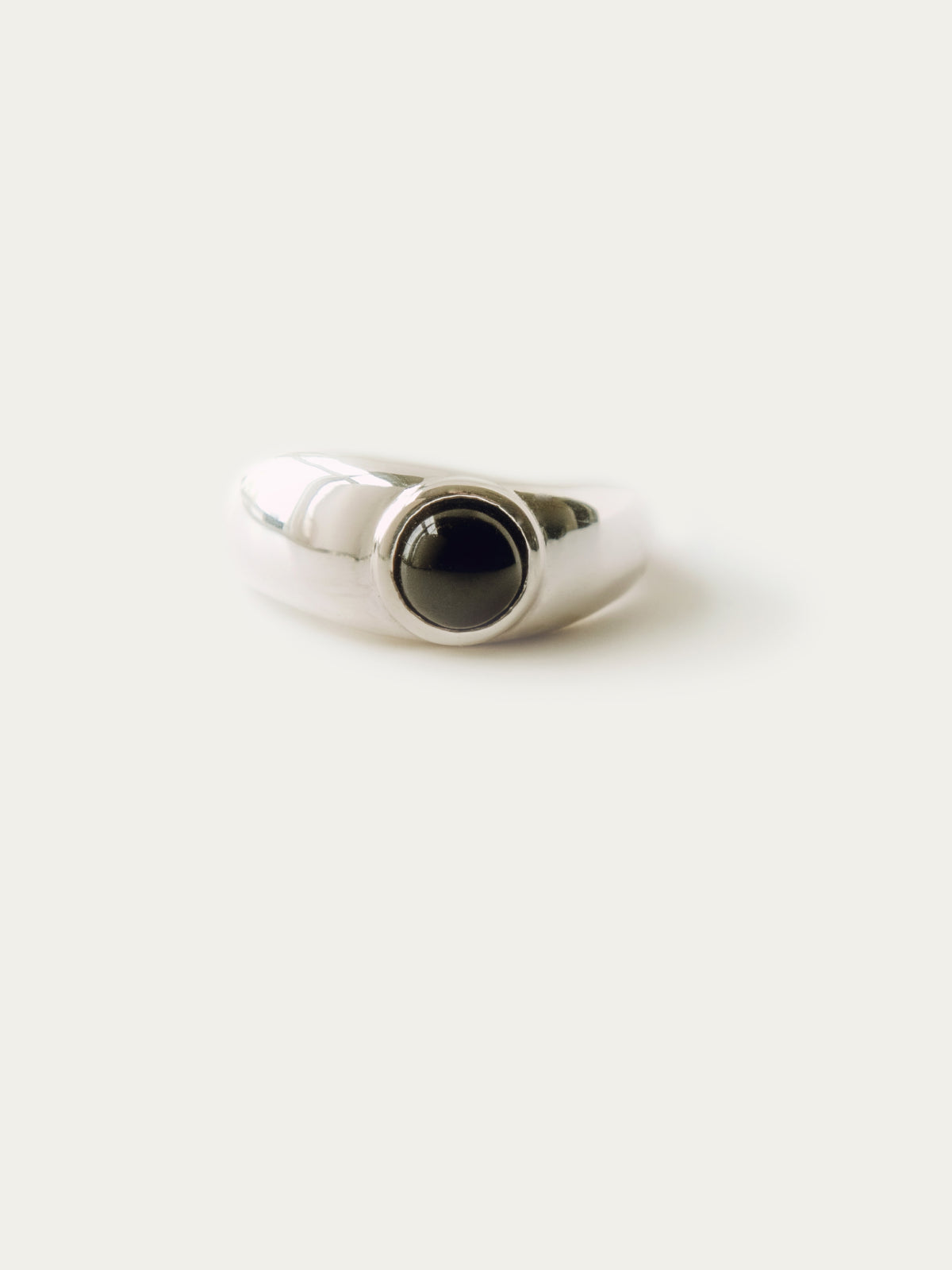 CHUNKY RING ROUND GEMSTONE